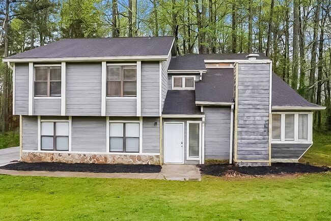 Building Photo - 6826 Creekwood Dr