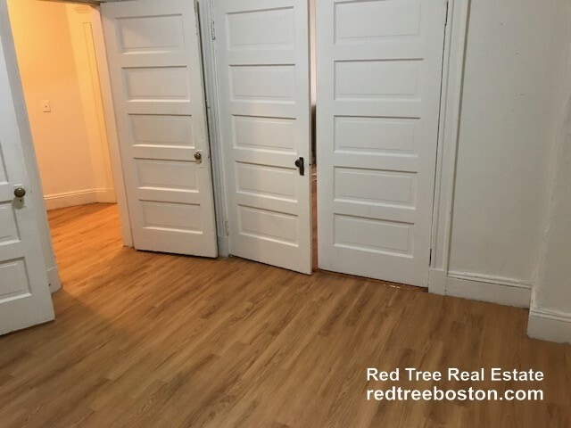 Photo - 11 Mt Hood Rd Unidad 2