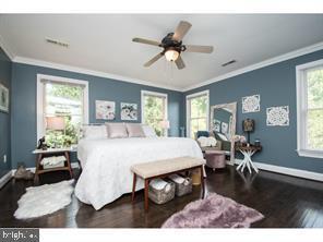 Photo - 444 Winchester St