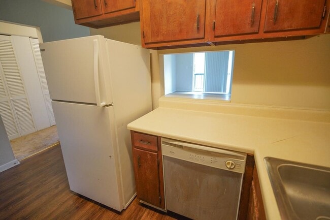 Photo - 2325 W Pensacola St Unit 223