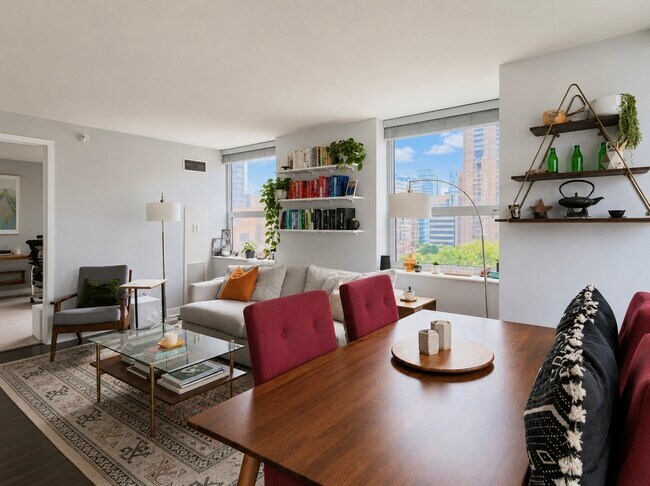 Building Photo - 545 N Dearborn St Unit 1107