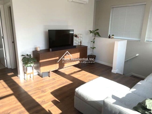 Photo - Beautifully Updated 1bd/1ba Land Park Area Condo with 1 Car Garage!