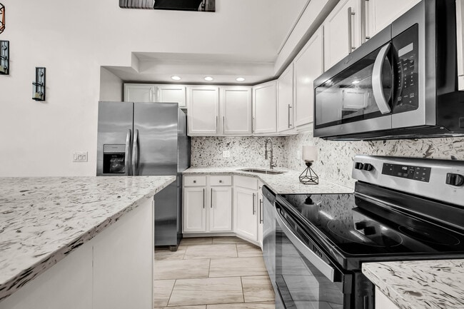 Photo - 213 Ledge Dr Unit 213