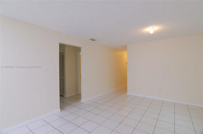 Photo - 3373 SW 28th Terrace