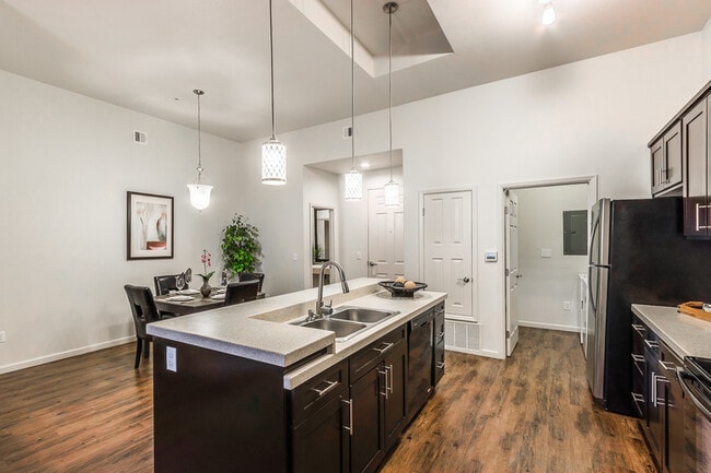 Photo - The Onix Apartments