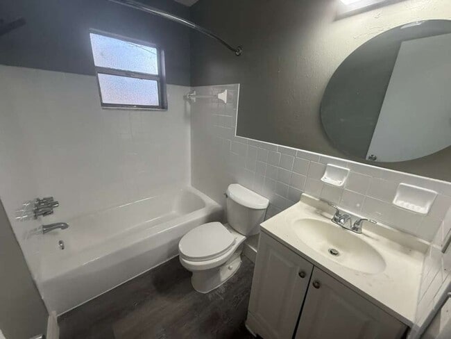 Photo - 10106 N Lantana Ave Unit A