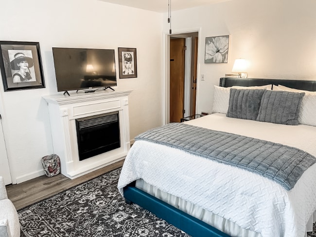 Photo - 1042 Easum Dr