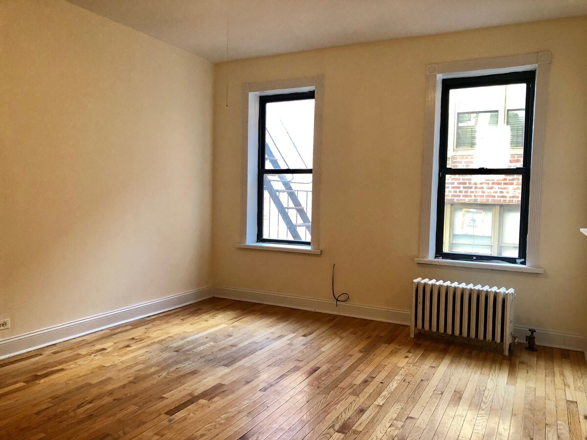 Photo - 634 St Nicholas Ave Apartment