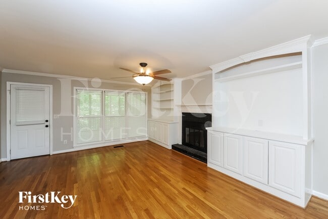 Photo - 6713 Thornwood Ct