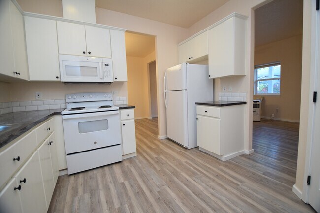 Photo - 18528 SW Mcclarey Dr