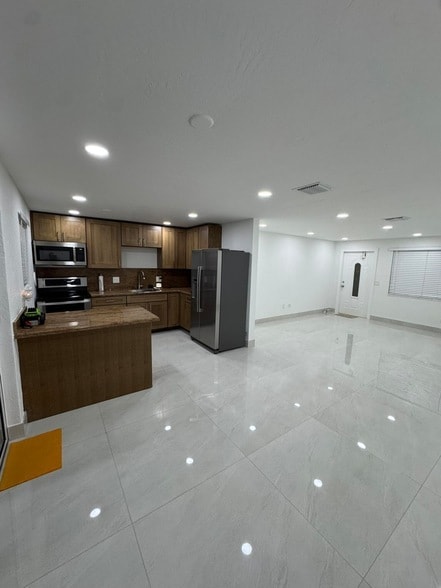Photo - 664 Colson Dr