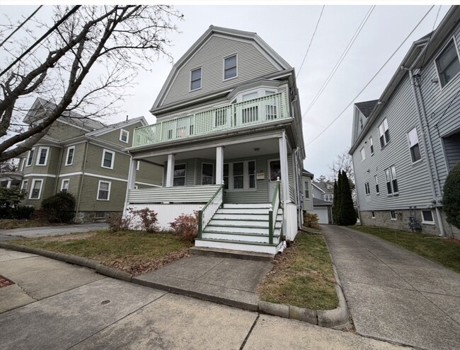 Building Photo - 25 Hawthorne St