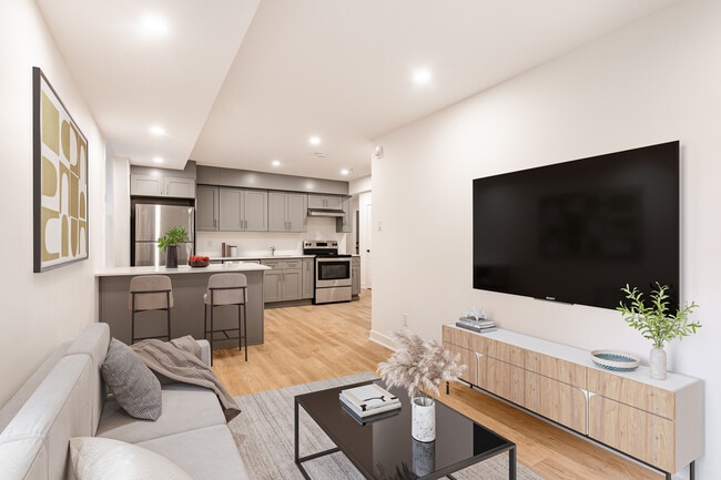 Building Photo - 4610 Av Linton