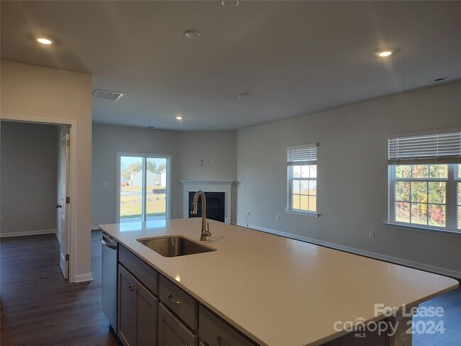 Photo - 19014 Direwolf Cv