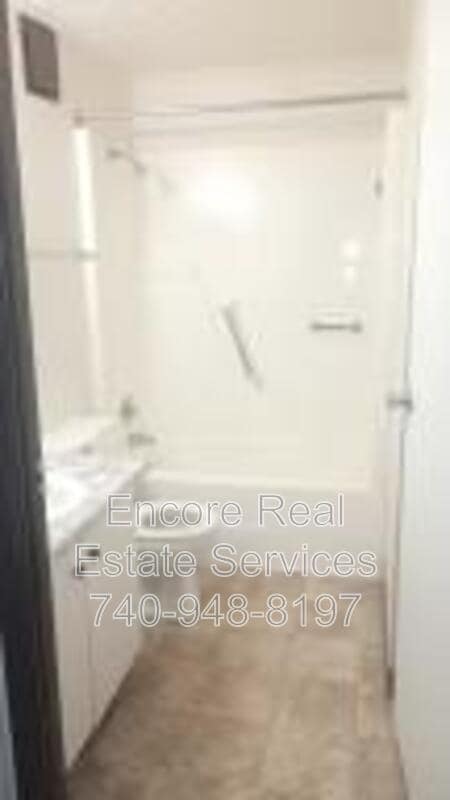 Photo - 376 N 40th St