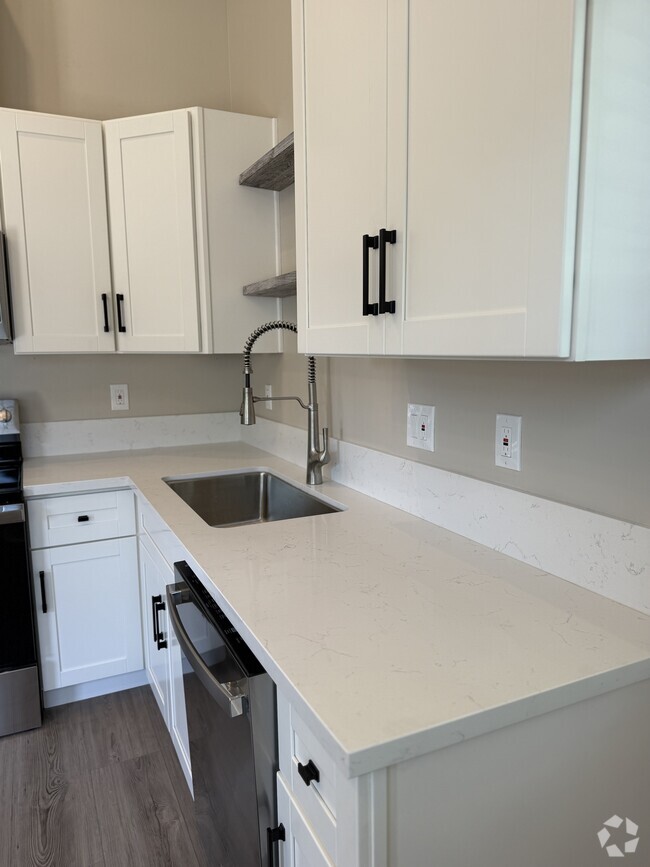 Building Photo - 4542 3rd St Unit 4542 3rd St Rental