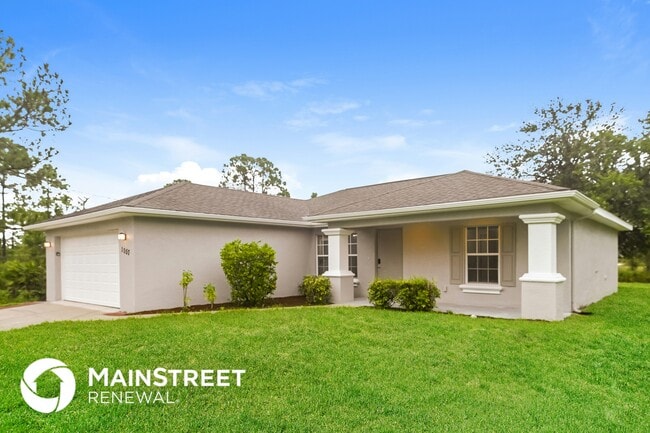 Photo - 1057 Lilac St E