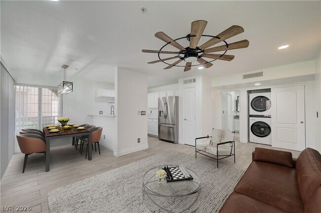 Photo - 2120 Sealion Dr Unit 105