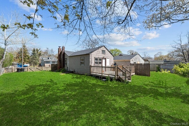 Photo - 12 Hackensack Rd