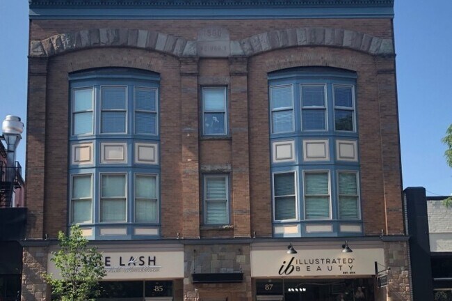 87 W Main St Unit 3B