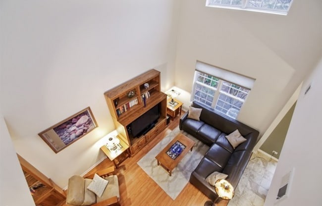 Photo - 967 Kensington Dr