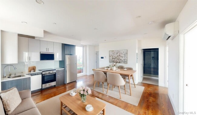 Building Photo - 138-28 Queens Blvd Unit 7A