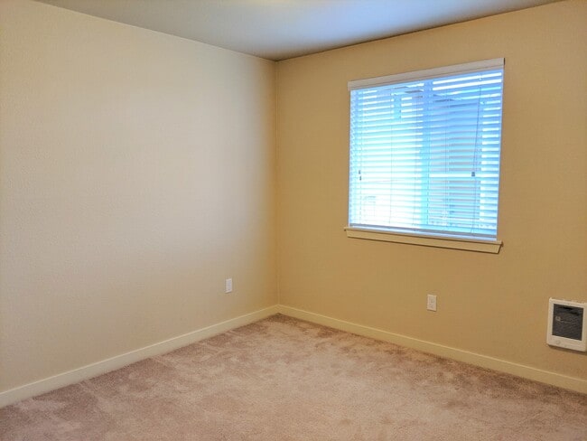 Bedroom 1 - 3305 Sawyer St Unit Sawyer