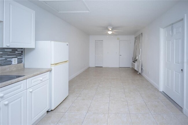 Photo - 234 Mango Dr Unit B