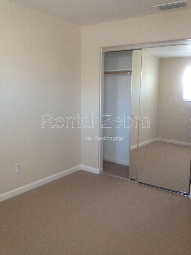 Photo - 103 Pelican St