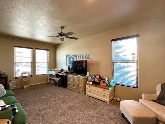 Photo - 10503 Country Park Point