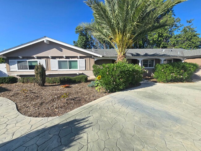 Photo - 191 E Avenida De Los Arboles