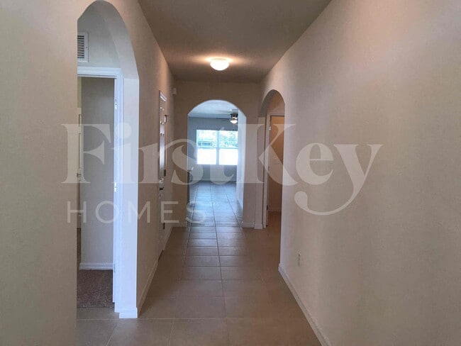 Photo - 620 SE 1st Pl