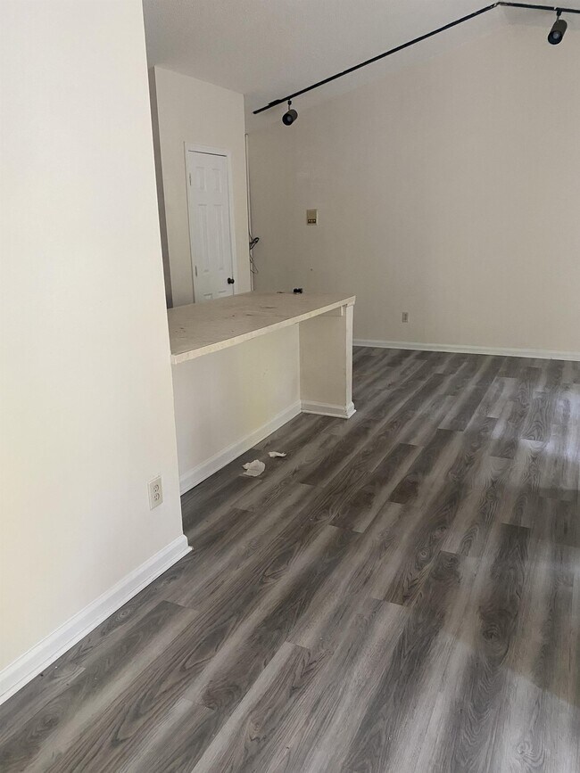 Photo - 3107 Darden Rd