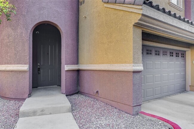 Photo - 3975 N Hualapai Way Unit 207