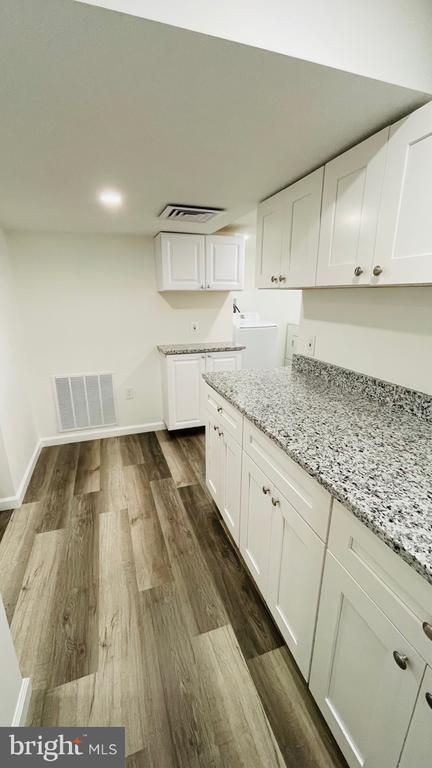 Photo - 5015 Wilkens Ave