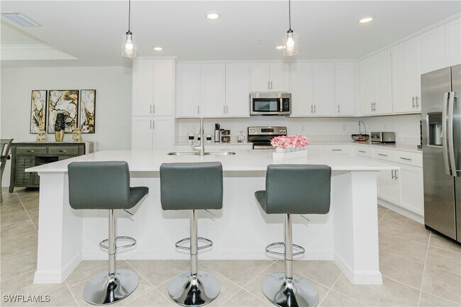 Photo - 6034 National Blvd Unit 533