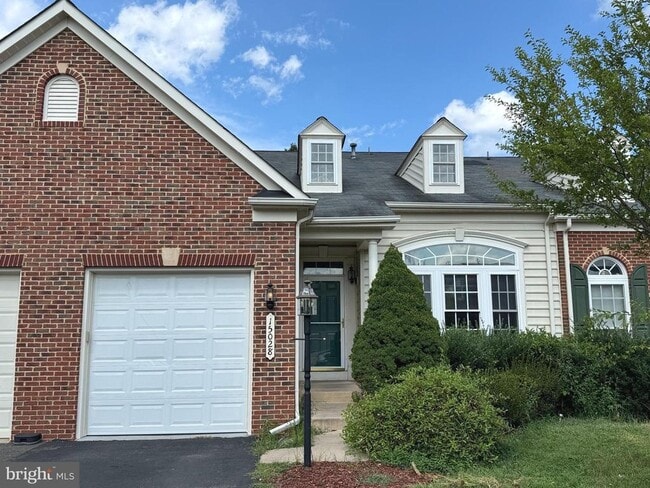 Building Photo - 15028 Gaffney Cir Rental