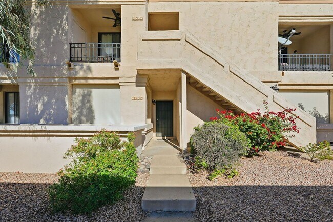 Photo - First-Floor 2-Bedroom Condo | The Racquet Club – Scottsdale Unit 1350