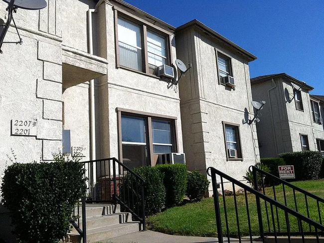 Photo - 2207 W Ramona Rd Apartment Unit 2207 1/2