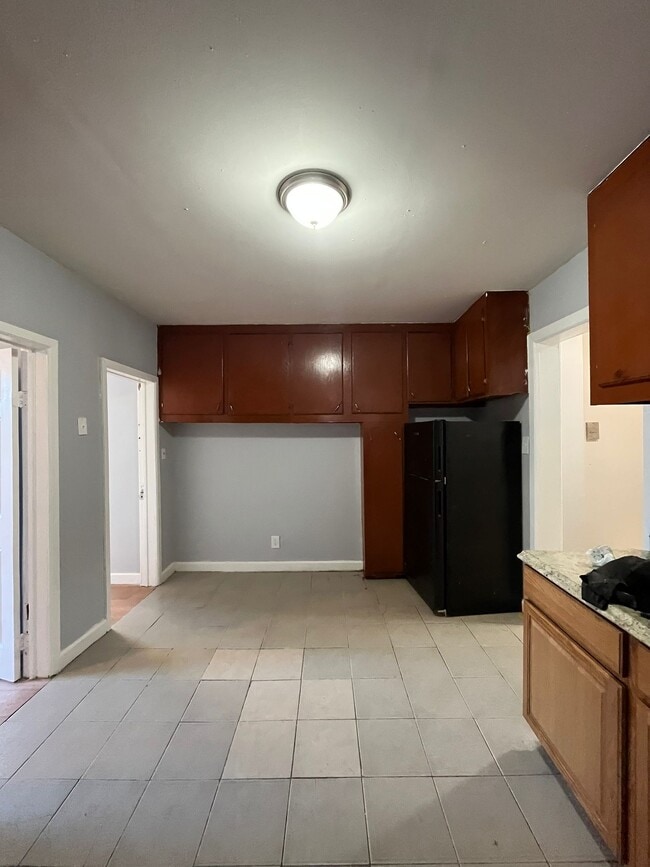 Photo - 8 Grant Ave Unit 1L