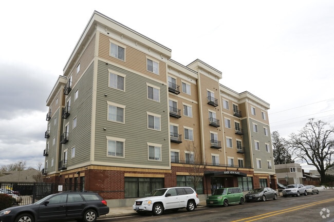 Photo - River View Place