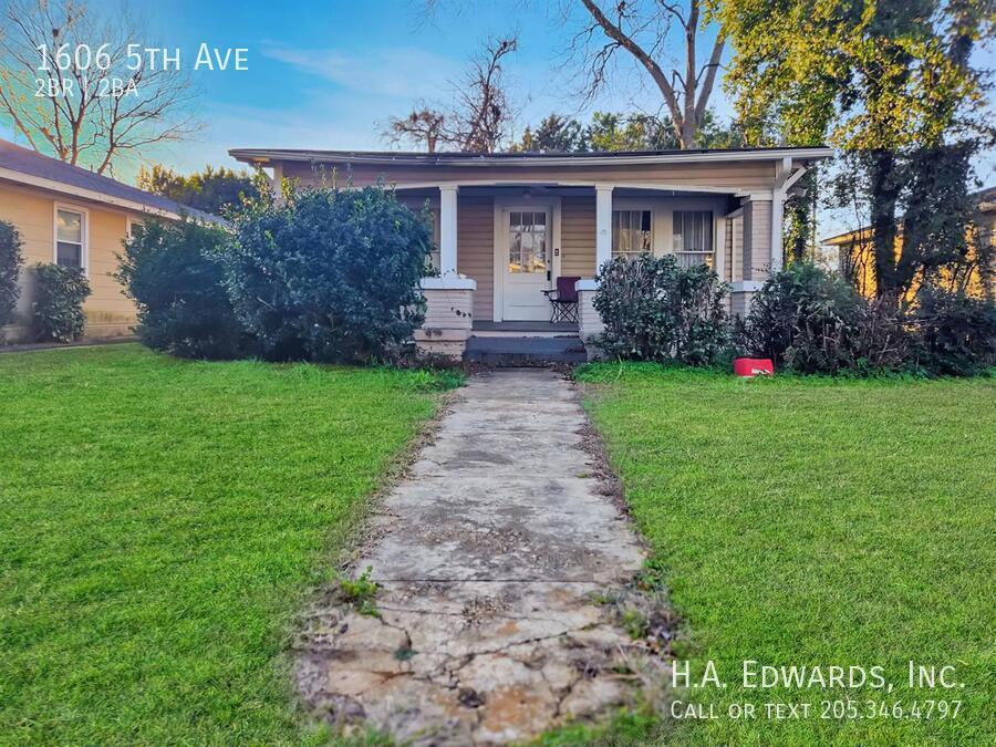 Photo - 1606 5th Ave