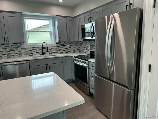 Building Photo - 99 N Railroad Ave