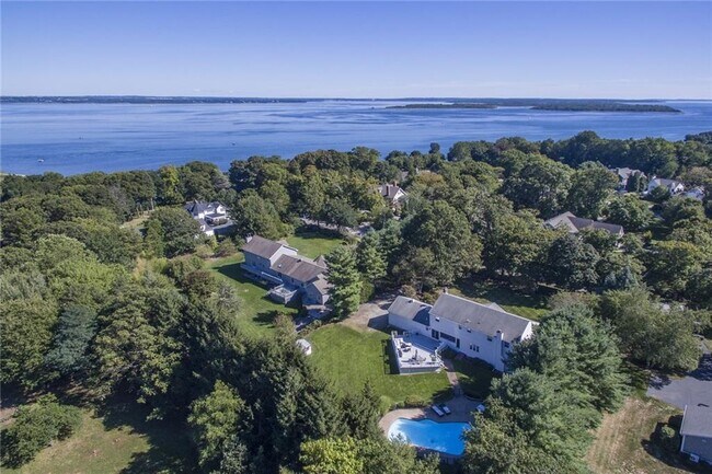 Photo - 191 Aldrich Ave