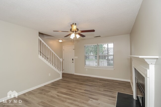 Photo - 314 Summer Cove NW