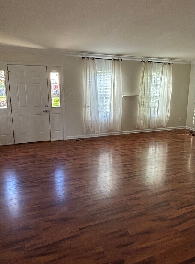 Photo - 136 Bluebill Ct