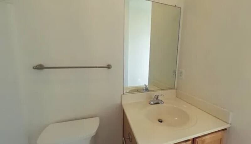 Photo - 301 Goshen St Unidad 2F