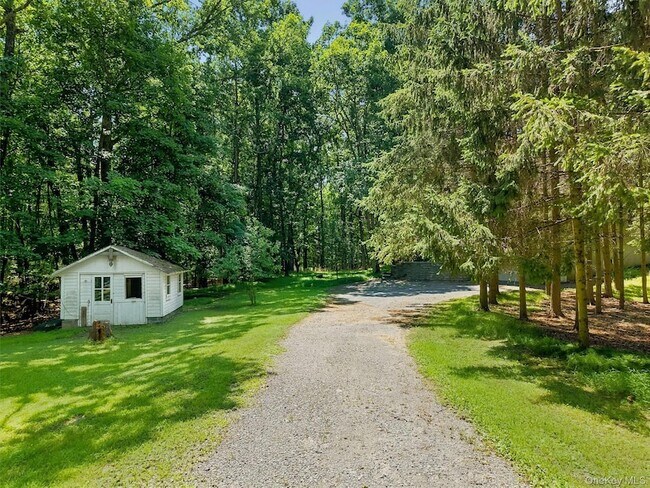 131 Hill Rd