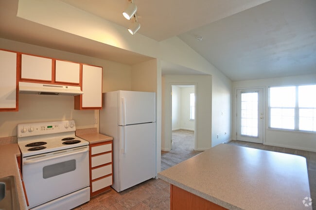 2BR, 1BA - Mesa Verde