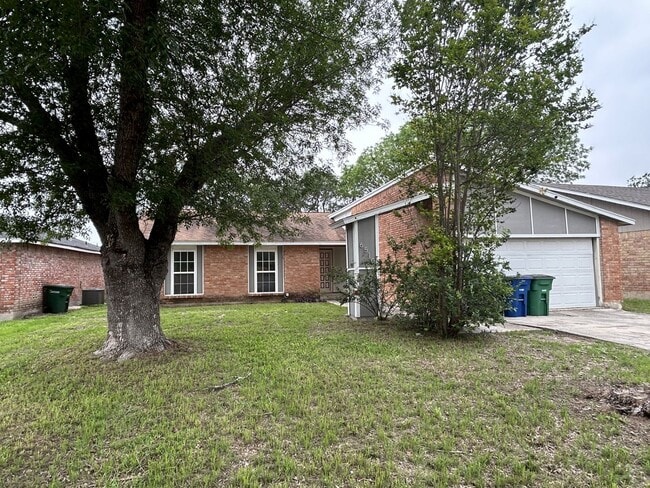 Photo - 3BED/2BATH Home for lease! Available Now in Live Oak!